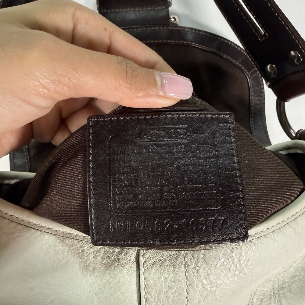 Coach Y2K Soho Off White/Brown Leather Shoulder Handbag Buckle Flap - Picture 9 of 11